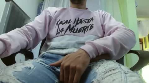 Snapshot of xavicock24 chatting on 02-06-25, 01:54 xavicock24 online show from 02-06-25, 01:54