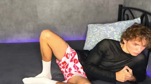 Xavier  PVT open  online show from 11-05-25, 03:50