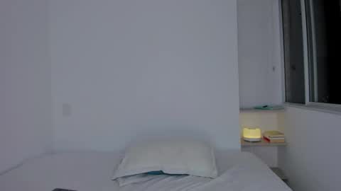 Xavier online show from 12-04-24, 01:58