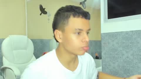 xavier fox   online show from 10-15-25, 12:49