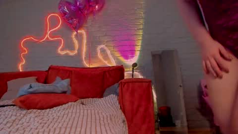 Snapshot of xbetty_coyx chatting on 02-28-25, 12:52 Betty online show from 02-28-25, 12:52