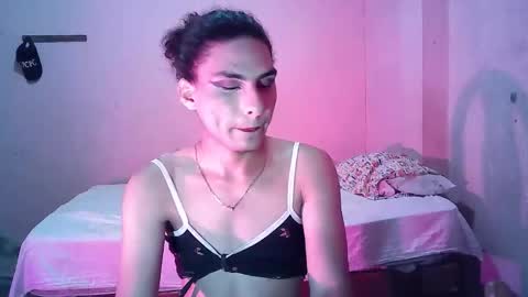 britany   online show from 11-14-25, 03:49