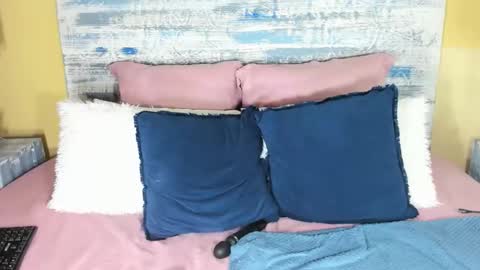 Snapshot of xcamilla83x chatting on 12-03-25, 11:30 Camilla online show from 12-03-25, 11:30