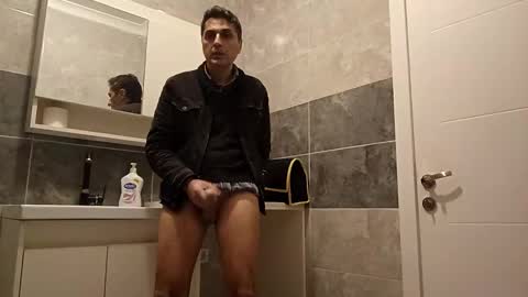 Snapshot of xcandy779 chatting on 11-12-25, 03:12 Xcandy779 online show from 11-12-25, 03:12