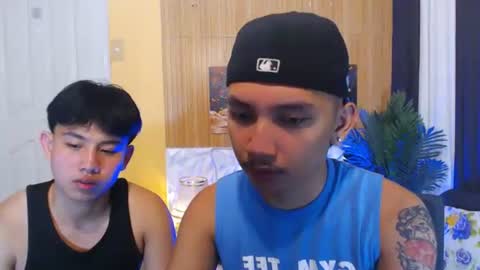 Snapshot of xcigbatecum chatting on 12-20-25, 06:26 Charlie online show from 12-20-25, 06:26