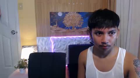 Snapshot of xcigbatecum chatting on 01-05-26, 05:38 Charlie online show from 01-05-26, 05:38