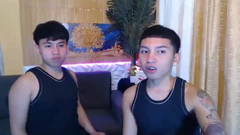 Snapshot of xcigbatecum chatting on 02-04-26, 01:11 Charlie online show from 02-04-26, 01:11