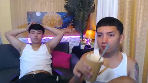 Snapshot of xcigbatecum chatting on 02-05-26, 02:54 Charlie online show from 02-05-26, 02:54
