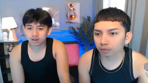 Snapshot of xcigbatecum chatting on 02-19-26, 01:51 Charlie online show from 02-19-26, 01:51