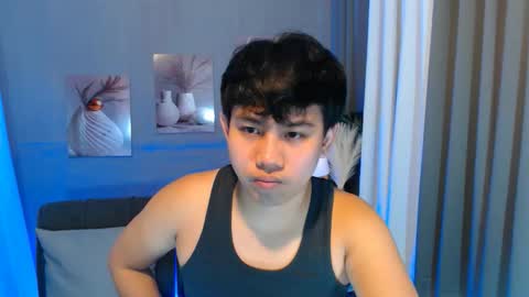 Snapshot of xcigbatecum chatting on 03-05-26, 01:12 Charlie online show from 03-05-26, 01:12