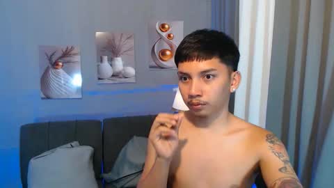 Snapshot of xcigbatecum chatting on 03-21-26, 08:19 Charlie online show from 03-21-26, 08:19
