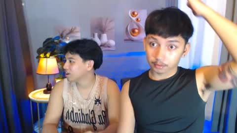 Snapshot of xcigbatecum chatting on 04-05-26, 08:33 Charlie online show from 04-05-26, 08:33