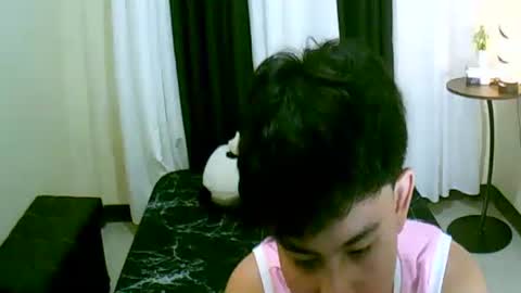 Snapshot of xcigbatecum chatting on 05-17-26, 02:02 Charlie online show from 05-17-26, 02:02