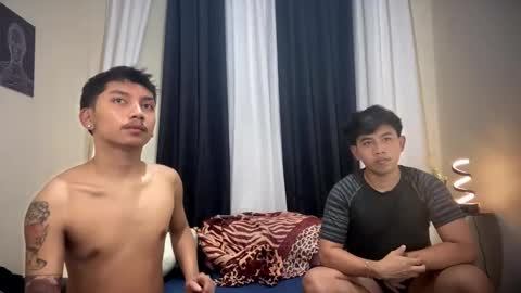 Snapshot of xcigbatecum chatting on 05-26-26, 09:27 Charlie online show from 05-26-26, 09:27
