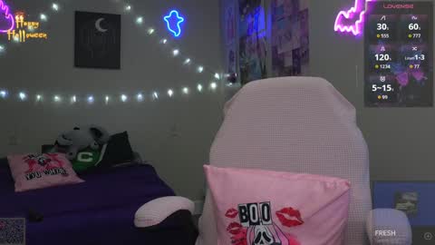Snapshot of xclusivesecrets chatting on 10-12-25, 11:20 spoil me here online show from 10-12-25, 11:20