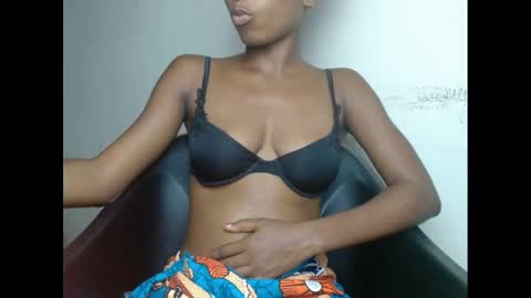 Snapshot of xcreamypussy chatting on 12-15-24, 07:53 xcreamypussy online show from 12-15-24, 07:53