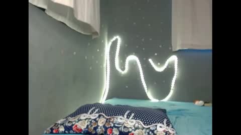 Snapshot of xcreamypussy chatting on 03-03-25, 07:21 xcreamypussy online show from 03-03-25, 07:21