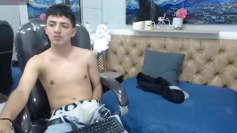 Snapshot of xebastwink chatting on 02-12-26, 08:48 xebastwink online show from 02-12-26, 08:48