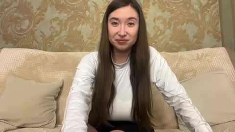 Snapshot of xeniabungard chatting on 04-11-26, 04:22 Mia online show from 04-11-26, 04:22