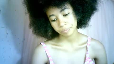 xenna610827 online show from 03-05-25, 12:44