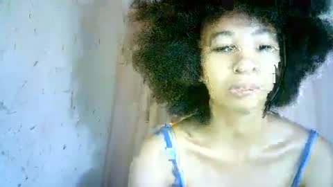 xenna610827 online show from 03-10-25, 05:00