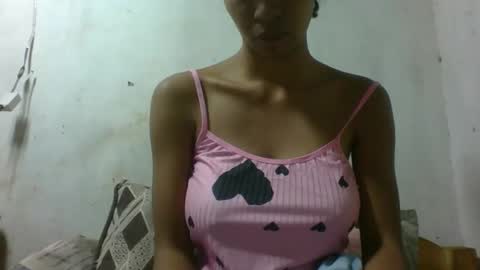 Snapshot of xenna610827 chatting on 05-20-26, 07:47 xenna610827 online show from 05-20-26, 07:47