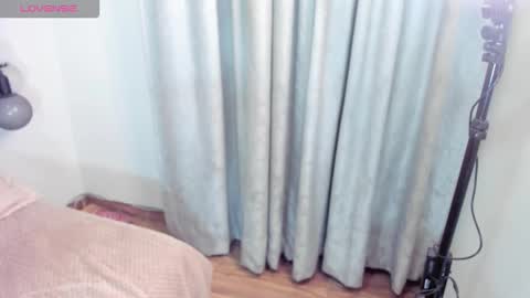 hinata  online show from 11-07-25, 10:54