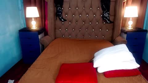 xhugesignificant69x online show from 02-08-25, 07:05