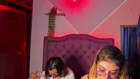 xialee and Lio online show from 12-16-24, 01:53