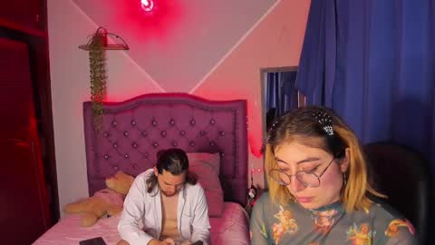 xialee and Lio online show from 12-17-24, 08:45