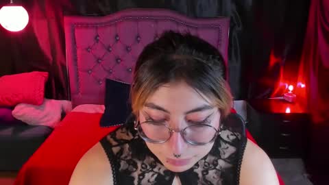 xialee and Lio online show from 01-05-25, 02:06