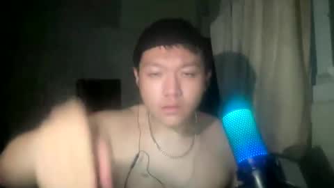 Snapshot of xianghaoyu1999 chatting on 04-16-26, 10:27 xianghaoyu1999 online show from 04-16-26, 10:27