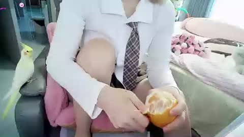 xiaoyu online show from 11-16-25, 05:02