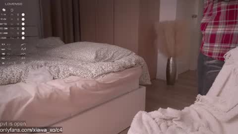 Snapshot of xiawa_xo chatting on 07-06-26, 03:03 Xiawa short hair and Zira blondie online show from 07-06-26, 03:03