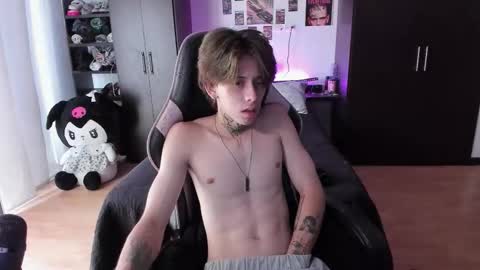 xIce Boy online show from 02-11-26, 02:33