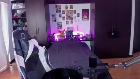 xIce Boy online show from 03-27-26, 03:23