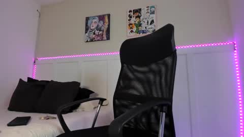 Xime online show from 02-11-25, 02:46