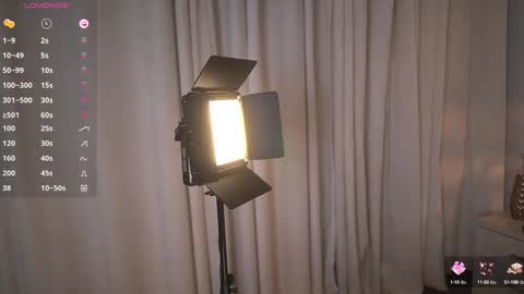 Ximena cortez online show from 02-21-25, 03:56