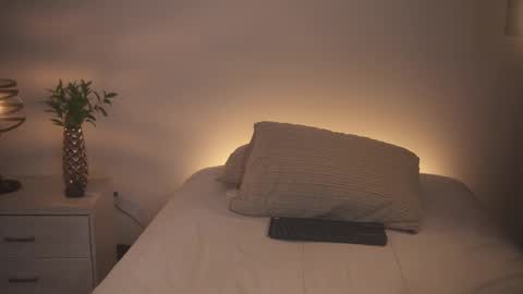 Ximena cortez online show from 02-06-26, 10:57