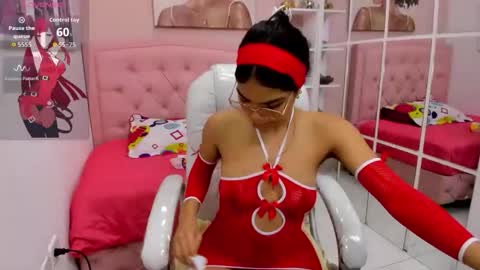 Ximena Ruiz  online show from 11-27-25, 01:13