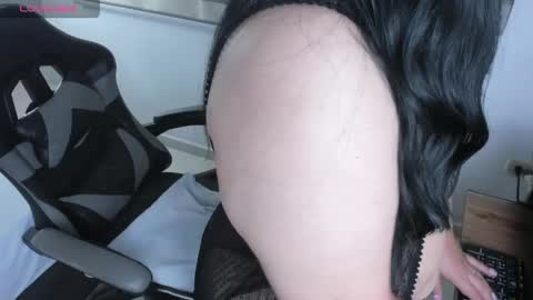 X I M E N A online show from 04-13-26, 12:10