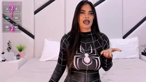 ximenacosta online show from 10-31-25, 07:04