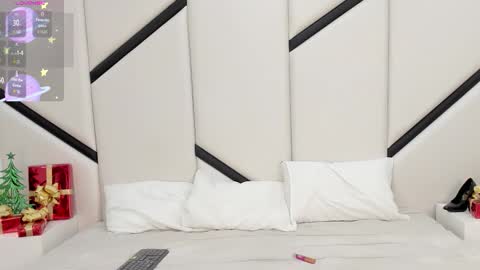 ximenacosta online show from 12-19-25, 12:23