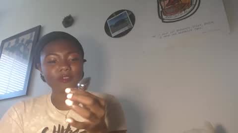 Ximora online show from 02-15-26, 08:05