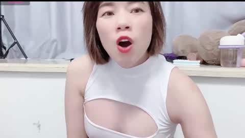 Snapshot of xinbao799322 chatting on 09-09-25, 09:31 xinbao799322 online show from 09-09-25, 09:31