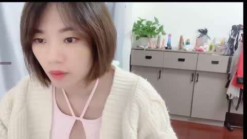 Snapshot of xinbao799322 chatting on 10-28-25, 01:36 xinbao799322 online show from 10-28-25, 01:36