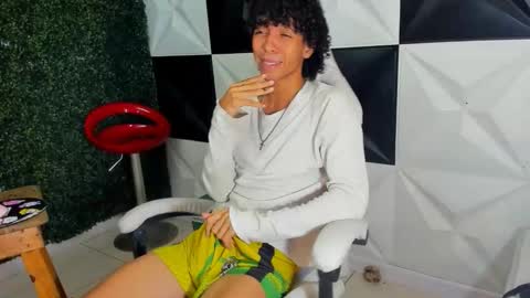 xion_ez online show from 12-18-25, 09:54