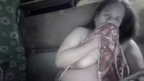 Snapshot of xjuicytits chatting on 04-10-26, 11:04 xjuicytits online show from 04-10-26, 11:04