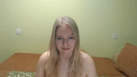 Julia online show from 04-08-26, 11:32