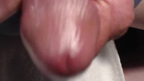 xloadzzz online show from 11-28-25, 04:09